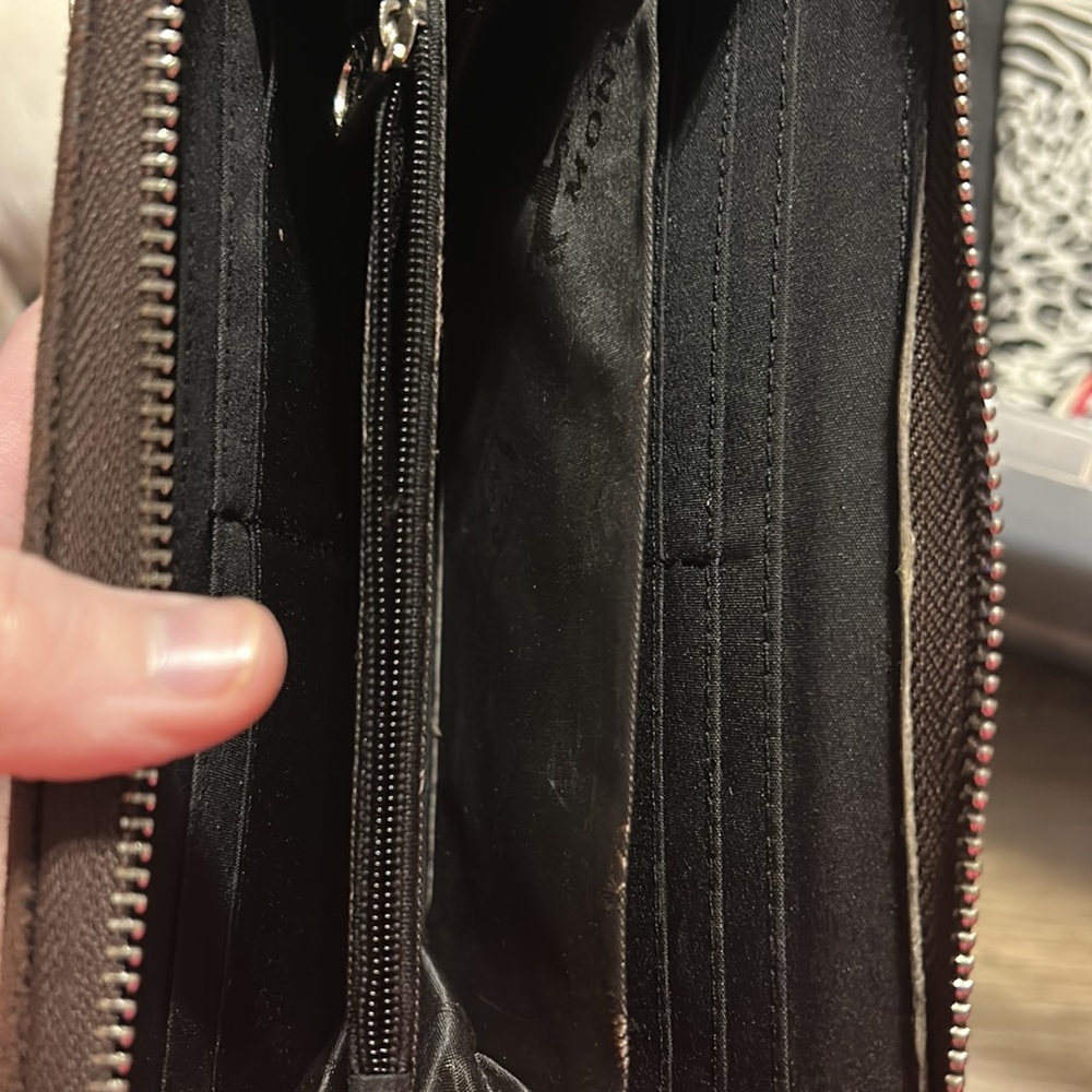 Wallet - Picture 2 of 2